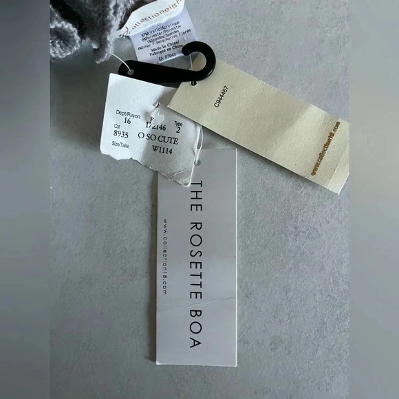 BNWT CollectionEighteen/ Ruffled knit scarf/  84”long - Picture 9 of 12